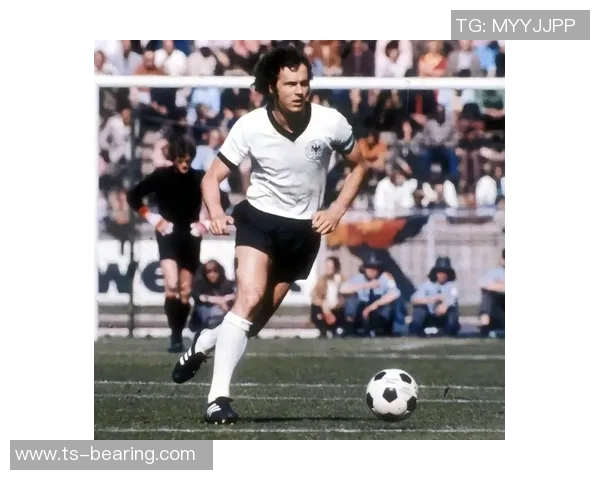 全球足球界的传奇人物谁才是公认的最佳明星球员